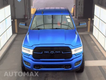 2019 Ram 3500 Laramie Crew Cab Long Bed – miniatura 2