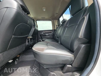 2019 Ram 3500 Laramie Crew Cab Medium Bed - miniatura 13