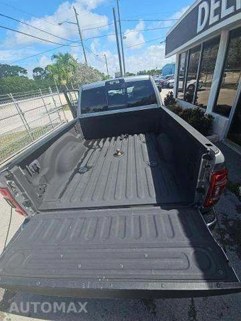 2019 Ram 3500 Laramie Extended Crew Cab Medium Bed – miniatura 15