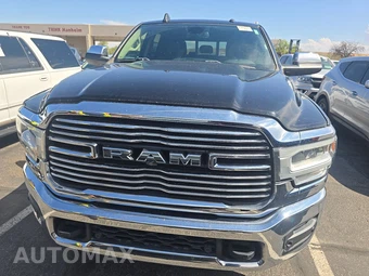 2019 Ram 3500 Laramie Extended Crew Cab Medium Bed – miniatura 2
