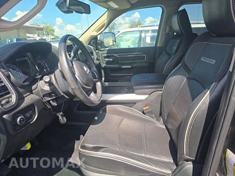 2019 Ram 3500 Laramie Extended Crew Cab Medium Bed – miniatura 7