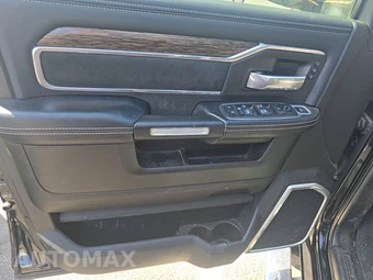 2019 Ram 3500 Laramie Extended Crew Cab Medium Bed – miniatura 9
