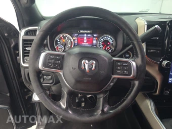 2019 Ram 3500 Laramie Extended Crew Cab Medium Bed DRW - miniatura 10