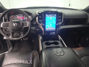 2019 Ram 3500 Laramie Extended Crew Cab Medium Bed DRW - miniatura 11