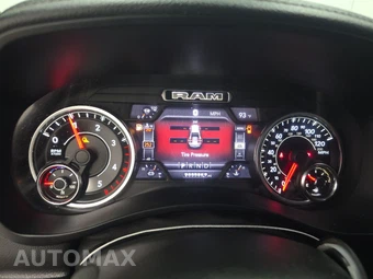 2019 Ram 3500 Laramie Extended Crew Cab Medium Bed DRW - miniatura 12