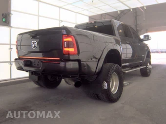 2019 Ram 3500 Laramie Extended Crew Cab Medium Bed DRW - miniatura 31