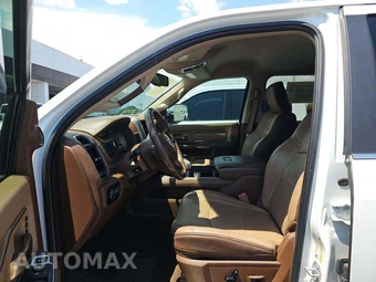 2019 Ram 3500 Laramie Longhorn Crew Cab Medium Bed - miniatura 6