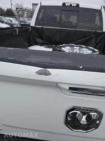2019 Ram 3500 Limited Crew Cab Medium Bed – miniatura 24