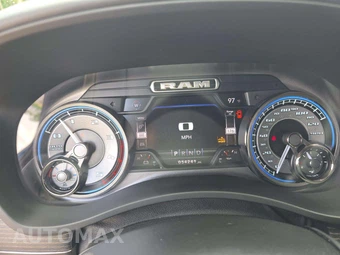 2019 Ram 3500 Limited Crew Cab Medium Bed – miniatura 6