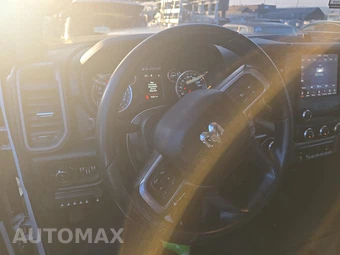 2019 Ram 3500 Tradesman Crew Cab Long Bed DRW – miniatura 10