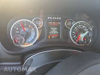 2019 Ram 3500 Tradesman Crew Cab Long Bed DRW – miniatura 12
