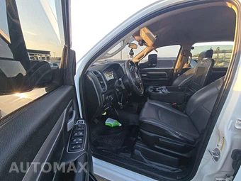 2019 Ram 3500 Tradesman Crew Cab Long Bed DRW – miniatura 7