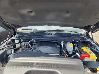 2019 Ram 3500 Tradesman Crew Cab Long Bed DRW - miniatura 18