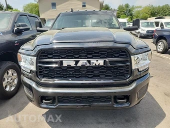 2019 Ram 3500 Tradesman Crew Cab Long Bed DRW - miniatura 2