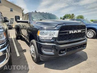 2019 Ram 3500 Tradesman Crew Cab Long Bed DRW - miniatura 3