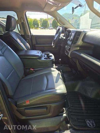 2019 Ram 3500 Tradesman Crew Cab Long Bed DRW - miniatura 18