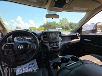 2019 Ram 3500 Tradesman Crew Cab Medium Bed - miniatura 10