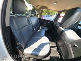 2019 Ram 3500 Tradesman Crew Cab Medium Bed - miniatura 16