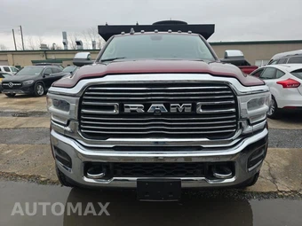 2019 Ram 5500 Cab Chassis Laramie Crew Cab DRW – miniatura 2