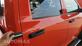2019 Ram 5500 Cab Chassis SLT Crew Cab DRW - miniatura 33