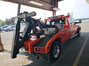 2019 Ram 5500 Cab Chassis SLT Crew Cab DRW - miniatura 4