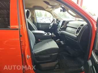 2019 Ram 5500 Cab Chassis SLT Crew Cab DRW - miniatura 8