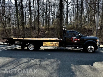 2019 Ram 5500 Cab Chassis SLT Regular Cab DRW - miniatura 12