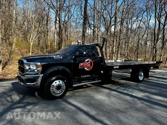 2019 Ram 5500 Cab Chassis SLT Regular Cab DRW - miniatura 2