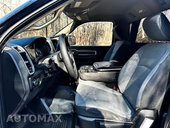 2019 Ram 5500 Cab Chassis SLT Regular Cab DRW - miniatura 29