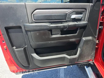 2019 Ram 5500 Cab Chassis Tradesman Regular Cab DRW – miniatura 9