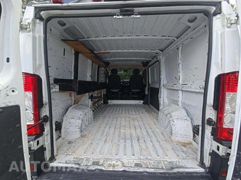 2019 Ram ProMaster 1500 Cargo Van Low Roof 136.0" WB - miniatura 14