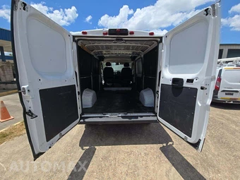 2019 Ram ProMaster 1500 Cargo Van Low Roof 136.0" WB - miniatura 13