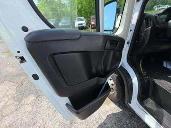 2019 Ram ProMaster 1500 Cargo Van Low Roof 136.0" WB - miniatura 32