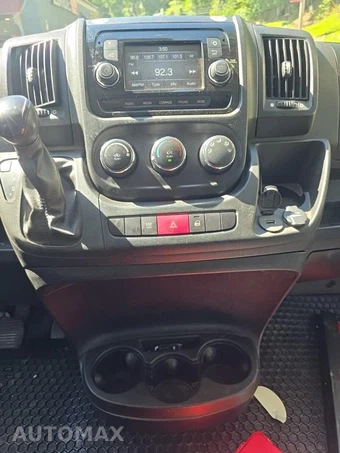 2019 Ram ProMaster 1500 Cargo Van Low Roof 136.0" WB - miniatura 25