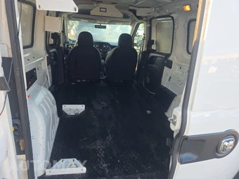 2019 Ram ProMaster City Cargo Van Tradesman 122.4" WB - miniatura 16