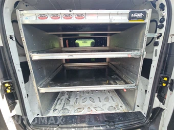 2019 Ram ProMaster City Cargo Van Tradesman 122.4" WB - miniatura 15
