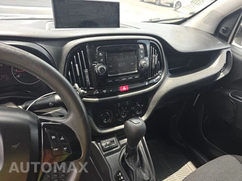 2019 Ram ProMaster City Cargo Van Tradesman 122.4" WB - miniatura 11