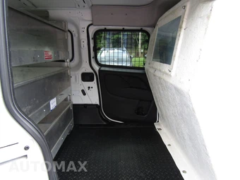 2019 Ram ProMaster City Cargo Van Tradesman SLT 122.4" WB - miniatura 30