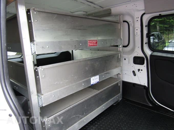 2019 Ram ProMaster City Cargo Van Tradesman SLT 122.4" WB - miniatura 31