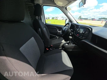 2019 Ram ProMaster City Cargo Van Tradesman SLT 122.4" WB - miniatura 8
