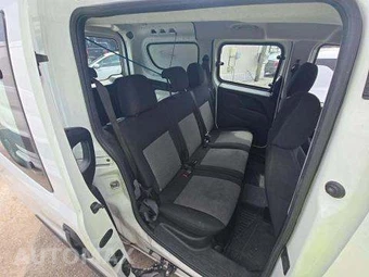 2019 Ram ProMaster City Wagon Minivan 122.4" WB - miniatura 16