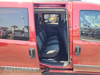 2019 Ram ProMaster City Wagon SLT Minivan 122.4" WB - miniatura 13