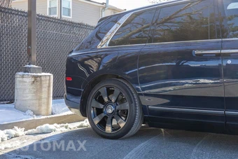 2019 Rolls-Royce Cullinan – miniatura 38