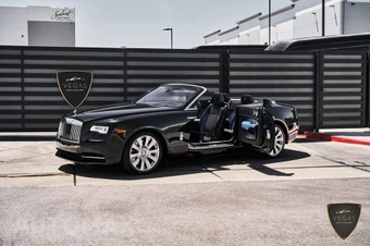 2019 Rolls-Royce Dawn - miniatura 7