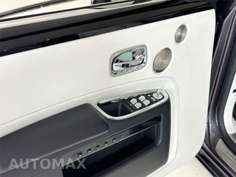 2019 Rolls-Royce Ghost – miniatura 13