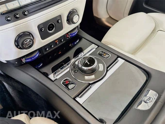 2019 Rolls-Royce Ghost – miniatura 22