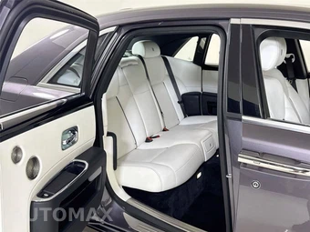 2019 Rolls-Royce Ghost – miniatura 29