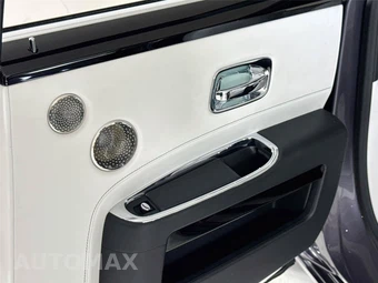 2019 Rolls-Royce Ghost – miniatura 30
