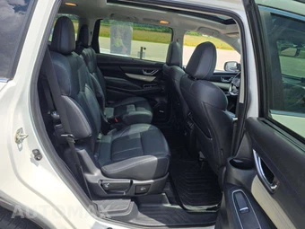 2019 Subaru Ascent Limited 7-Passenger - miniatura 17