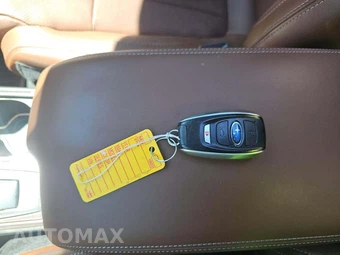 2019 Subaru Ascent Touring 7-Passenger - miniatura 5
